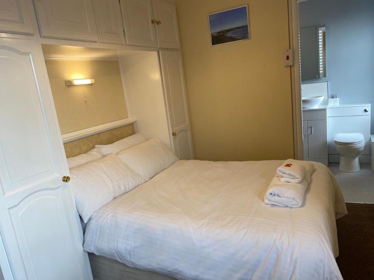 Marine View Guest House Scarborough Exterior photo