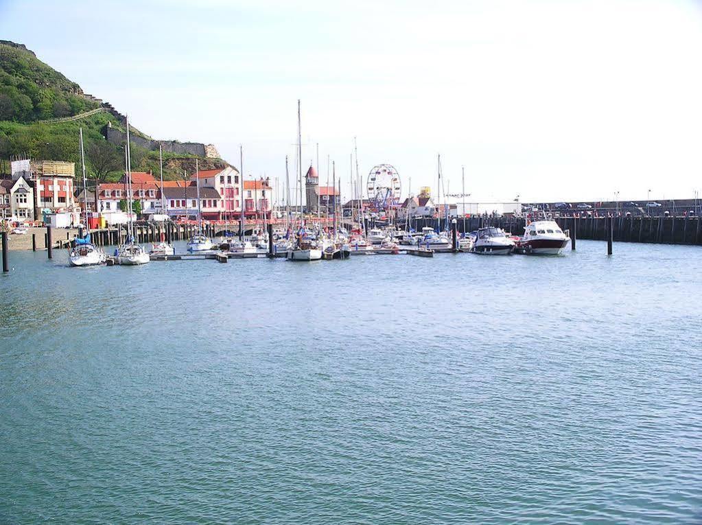 Marine View Guest House Scarborough Exterior photo